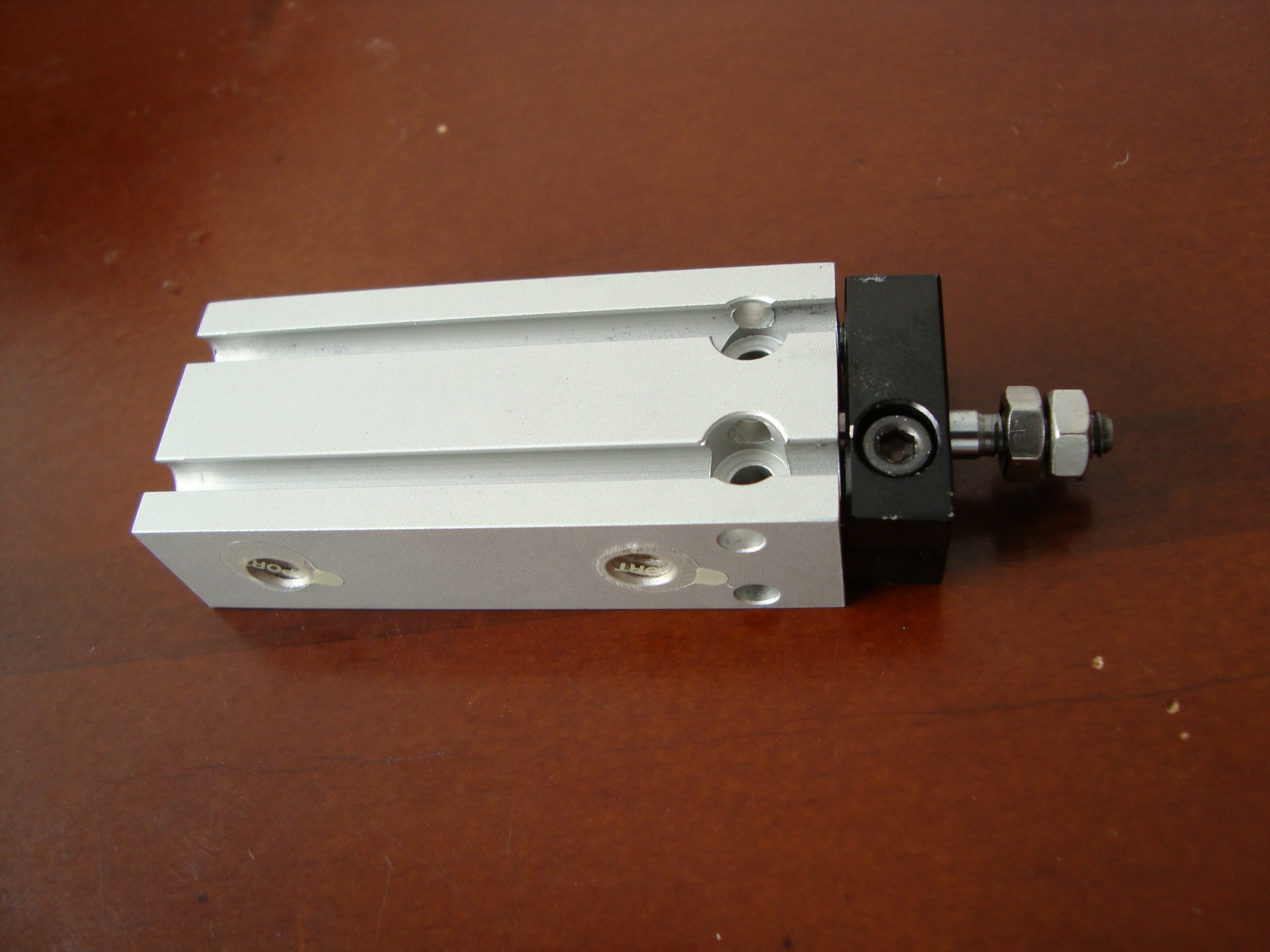 Free Installation Dual Rod Cylinder CDUK With Magnet Non - Rotating Rod ...